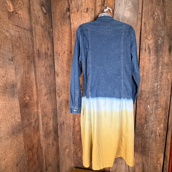 Shaft Made in Italy Annie Chambray Ombre Dress - size small - Picture 9 of 14